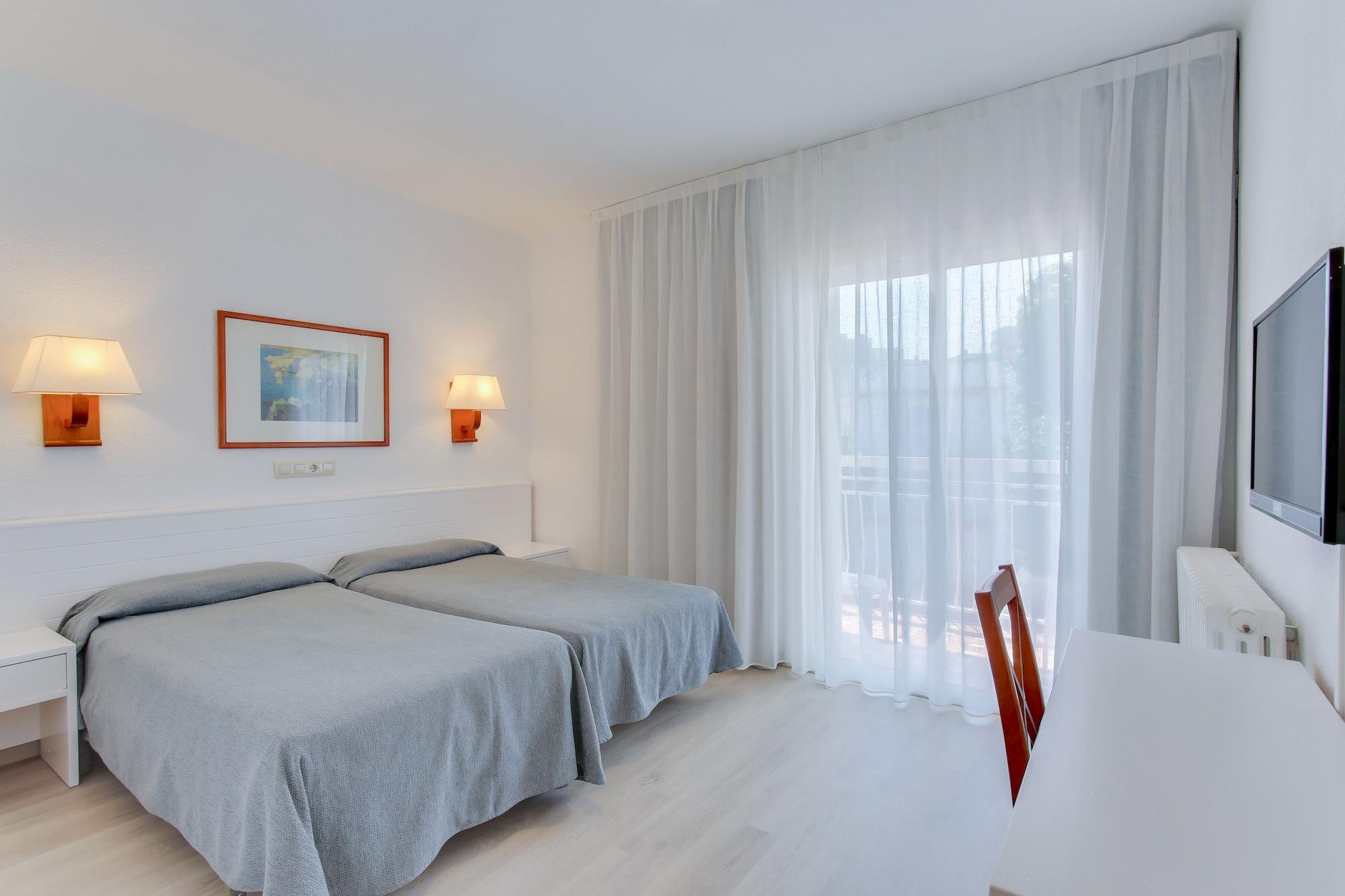 Hotel Garbi Park & Aquasplash Lloret de Mar Esterno foto