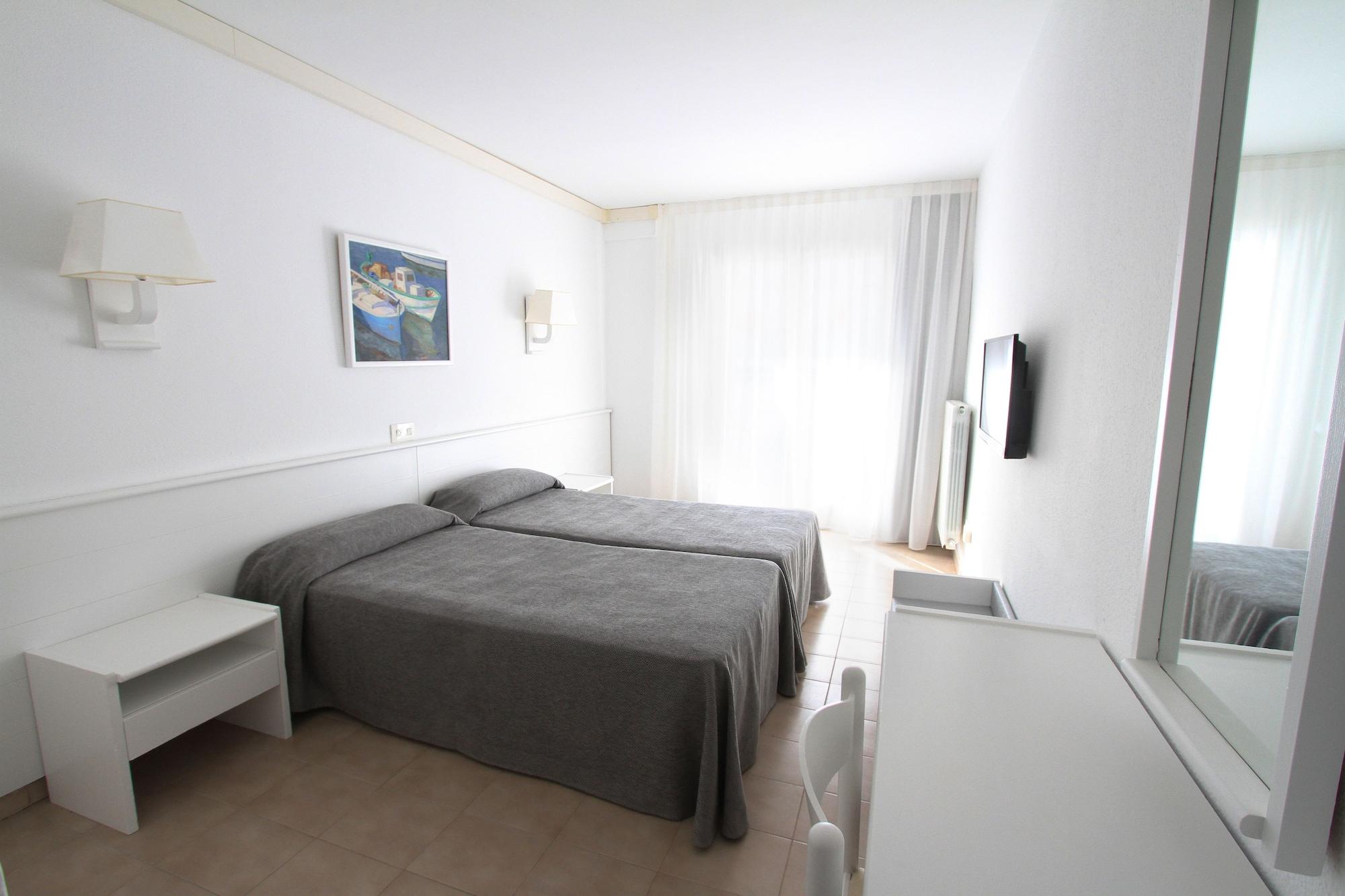 Hotel Garbi Park & Aquasplash Lloret de Mar Esterno foto